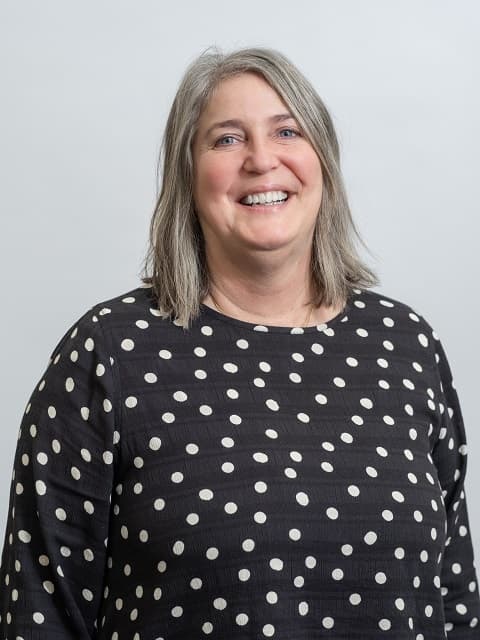 Headshot of Sharon Hayward-Fryer